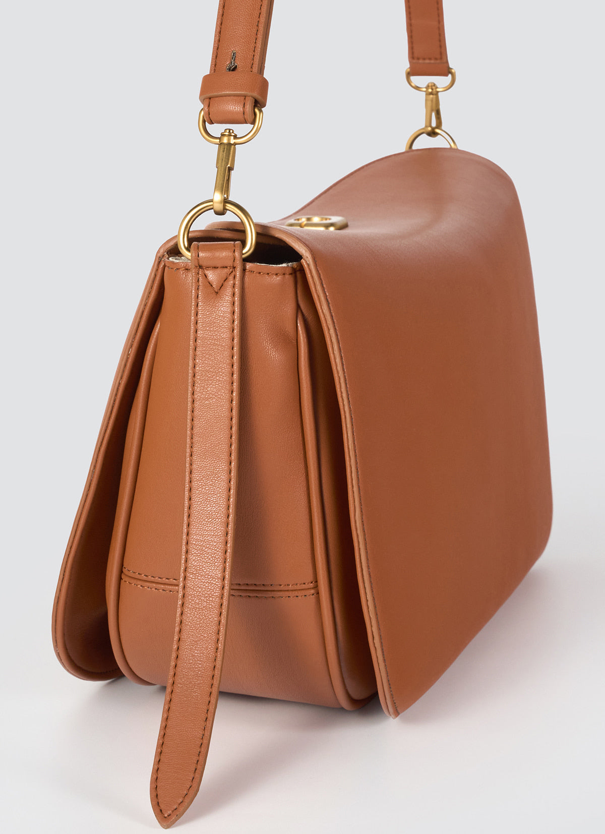 Tria Shoulder Bag