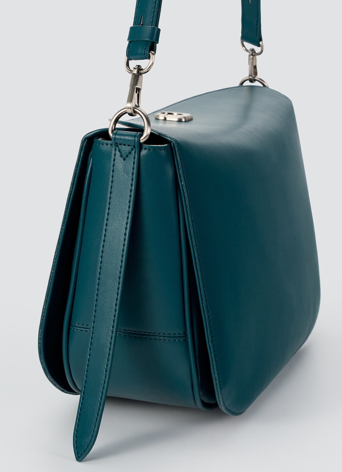 Tria Shoulder Bag